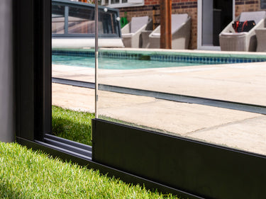 PERGOLUX Glaswände S2  PERGOLUX   